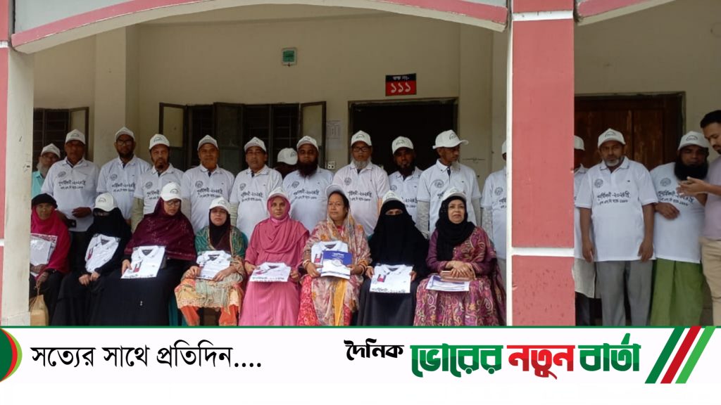 ৩৬ বছর পর স্মৃতির টানে প্রিয় প্রাঙ্গণে পুনর্মিলনী অনুষ্ঠানে: এসএসসি ১৯৮৮ ব্যাচ