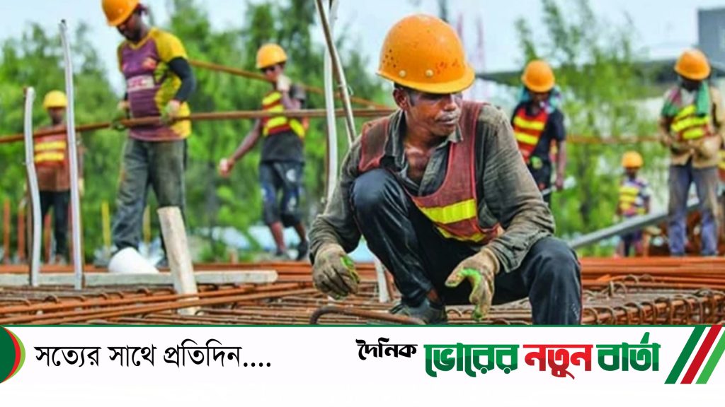 সৌদির প্রবাসী শ্রমিকদের জন্য নতুন বীমা চালু সৌদির, বকেয়া বেতনের সঙ্গে মিলবে ফিরতি ফ্লাইটের টিকিট