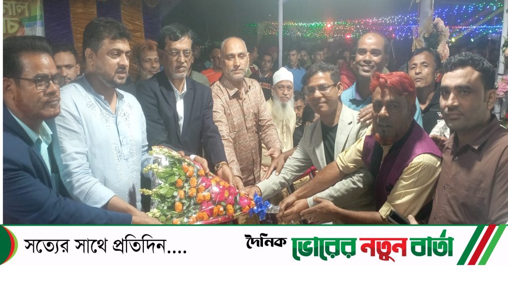 তিতাসের গাজীপুরে ইয়াং স্টার ডে- নাইট শর্ট পিচ ক্রিকেট টূর্ণামেন্টের ফাইনাল খেলা অনুষ্ঠিত