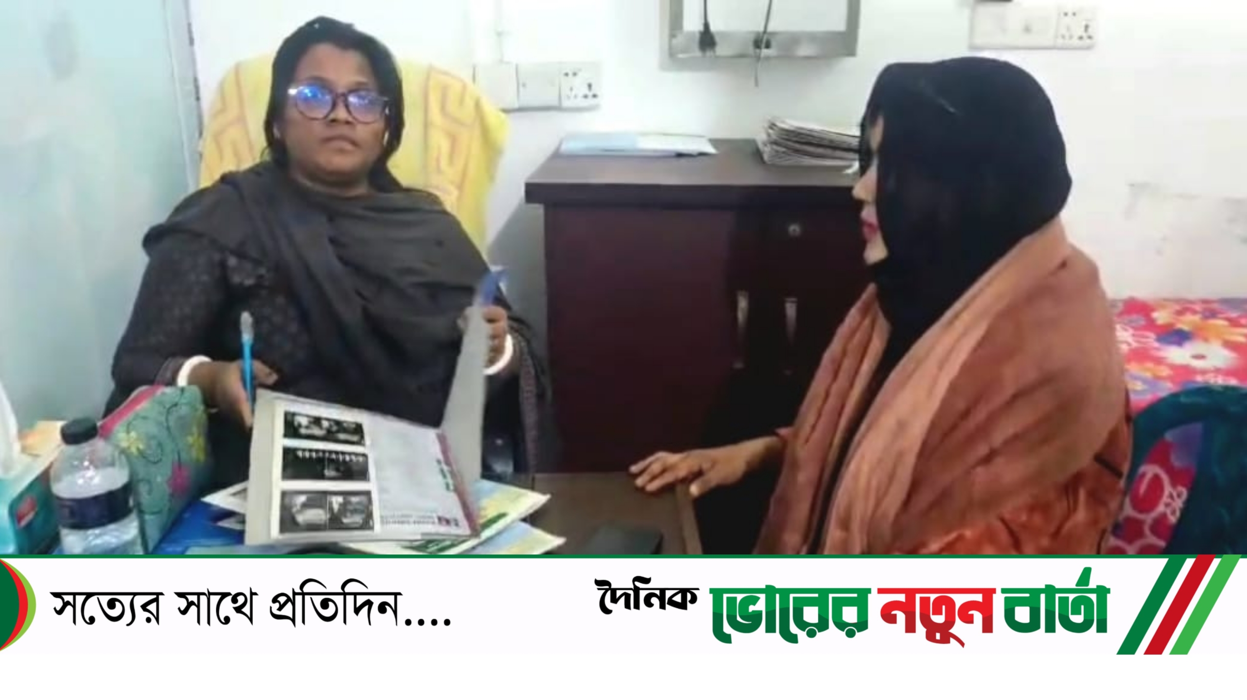 অফিস সময়ে ব্যক্তিগত চেম্বারে বসেন কালকিনি হাসপাতালের চিকিৎসক;ভোগান্তিতে রোগীরা