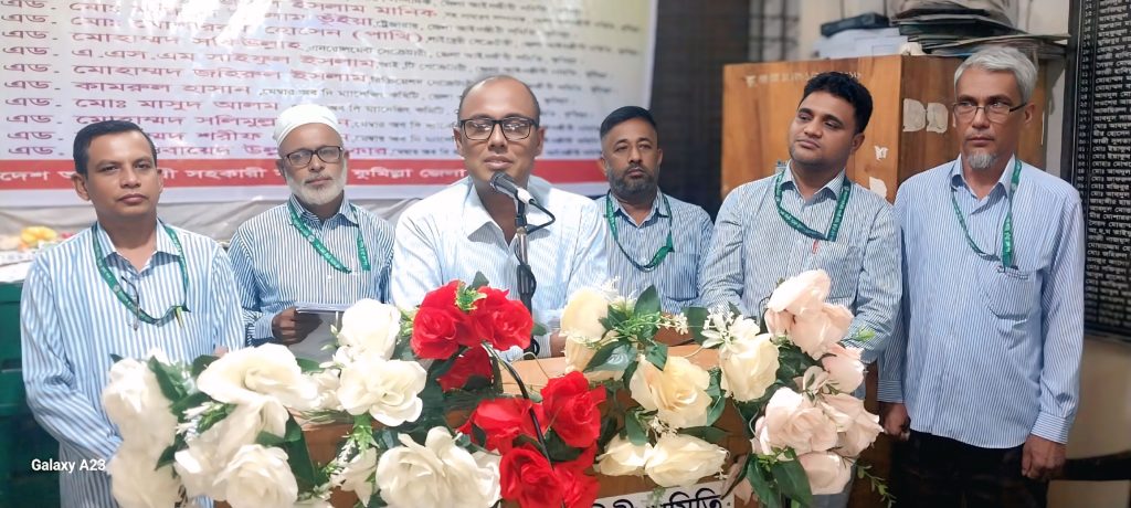 কুমিল্লা আইনজীবী সহকারী সমিতির বিশেষ সাধারণ সভা অনুষ্ঠিত