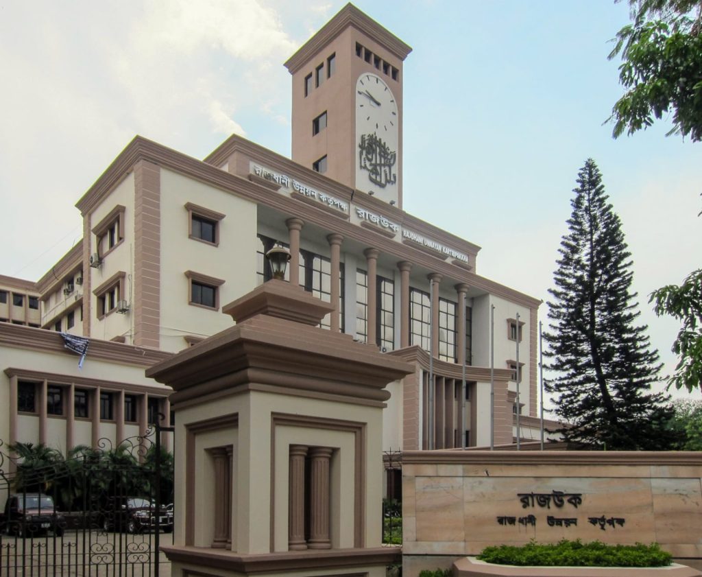 প্রশাসনিক শুদ্ধতায় আপসহীন এক নারী প্রকৌশলী