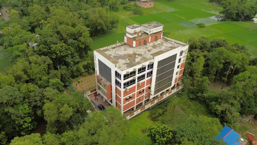 দেবিদ্বারে ২৫ কোটি টাকা ব্যায়ে নির্মিত হাসপাতালের উদ্বোধন 