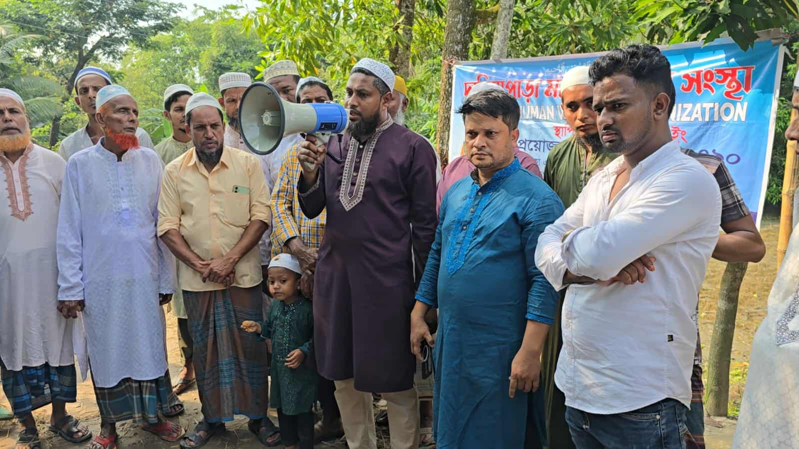 এতিম মেয়ের বিবাহ উপলক্ষে মানবতার হাত বাড়িয়ে দিলো দাদিয়াপাড়া মানব কল্যাণ সংস্থা